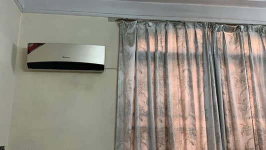 Furnished Room available in Gulberg Near M. M. Alam & Kausari  Rd