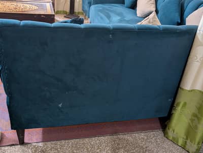 L shaped sofa in good condition