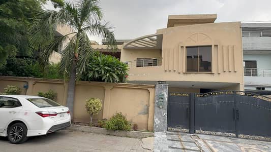 1-Kanal Beautiful house for sale (0321-4680642)