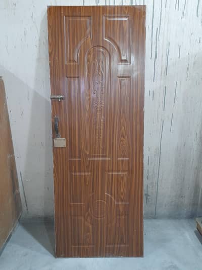 door for sale 6fit lambai 2fit 3inch chorai condition saf hain