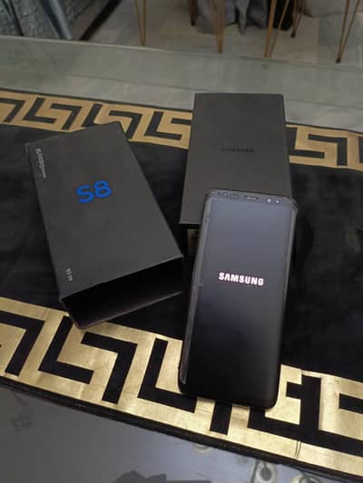 Samsung Mobile S8 with box