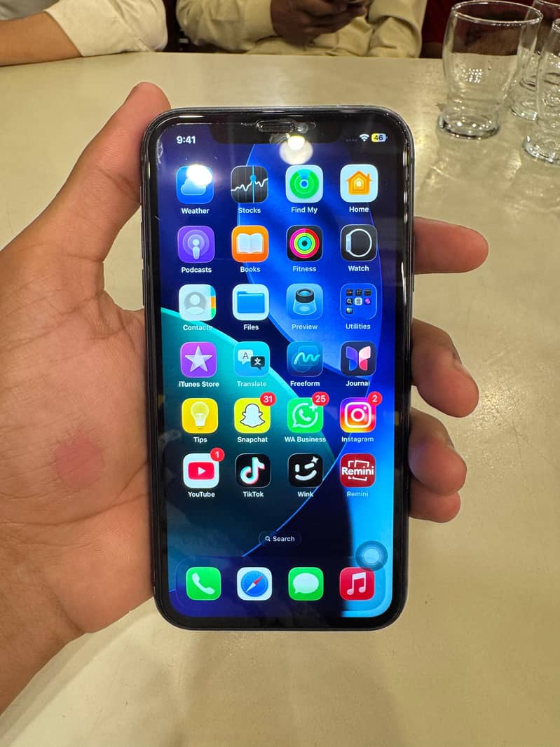 Apple iPhone 11 11