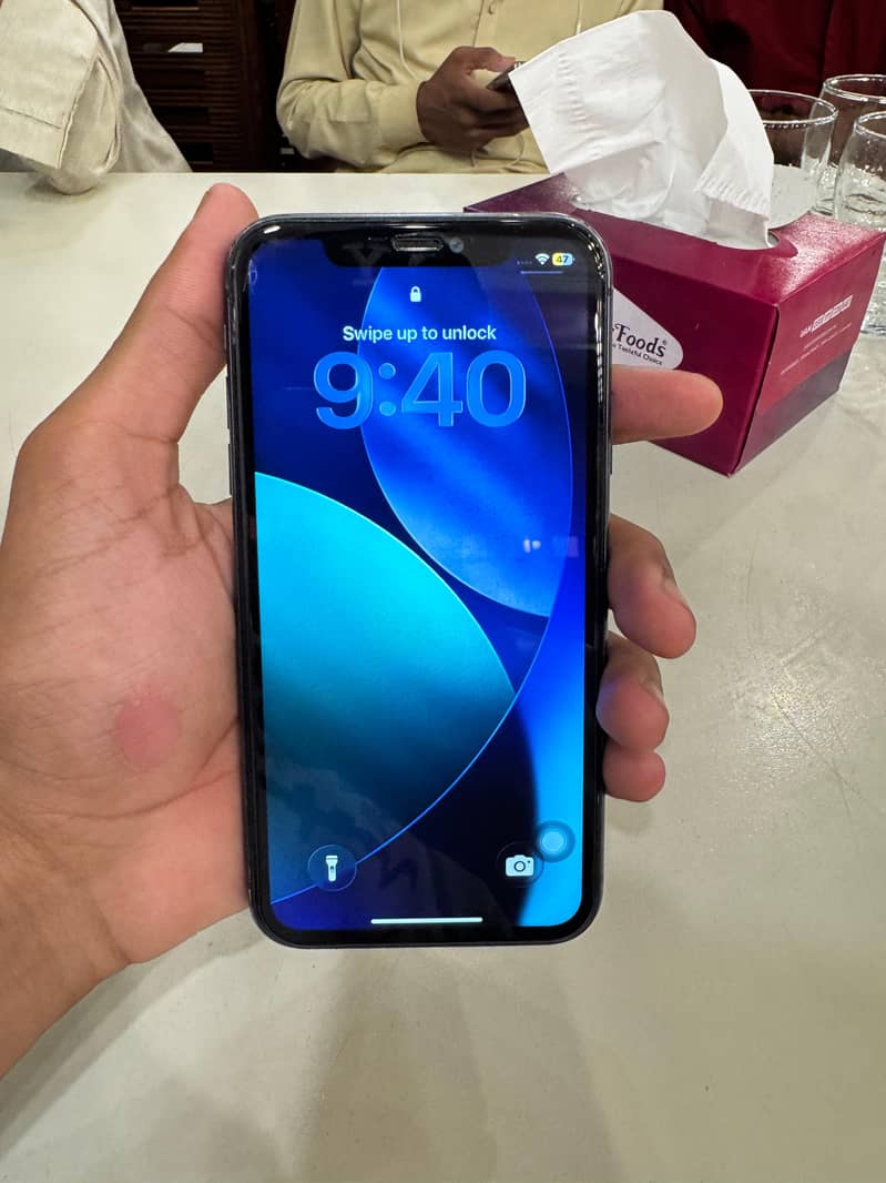 Apple iPhone 11 13