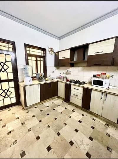 500 Sq. Yds. Old construction Independent House for Rent Gulshan-e-Iqbal Block 4-A