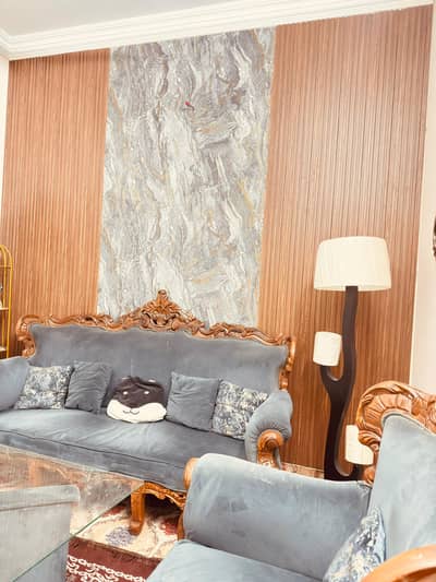 5seeter sofa 70k for sale
