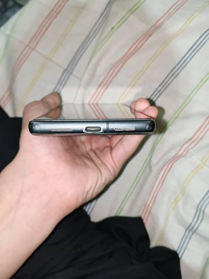 Google Pixel 7 5