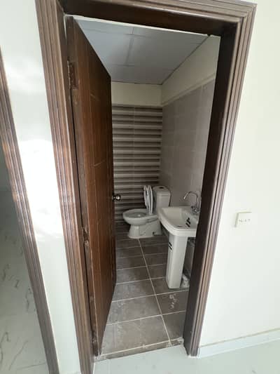 Brand New 4 Bedrooms Drawing Dining Apartment With Servant Quarter For Rent In Burj Ul Harmain!