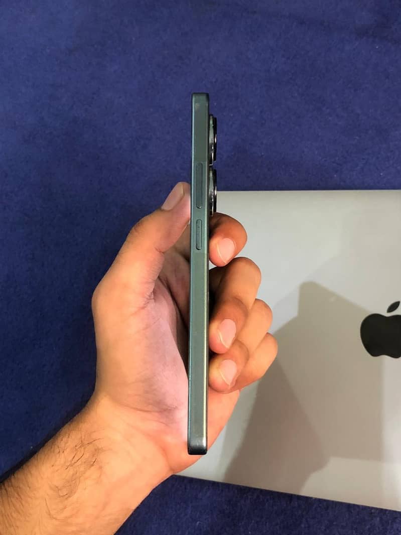 Xiaomi Redmi Note 13 Pro 4