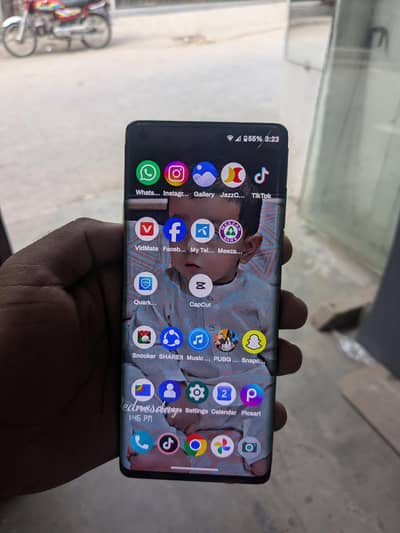Motorola Edge Plus
