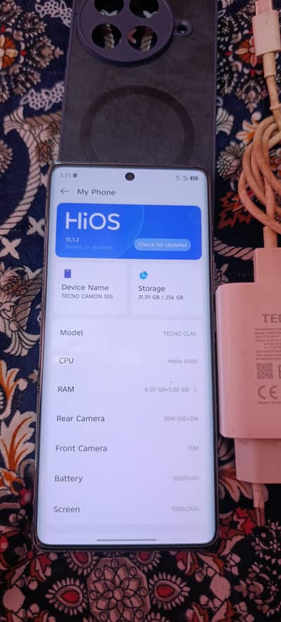 Tecno CAMON 30S complete samna hai condition 10/8 hai side sa