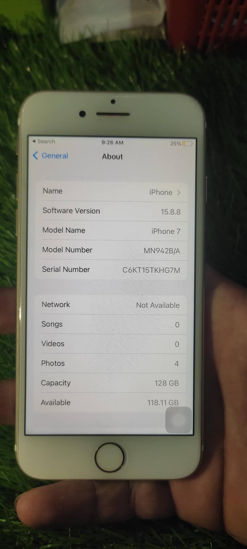 Apple iPhone 7 3