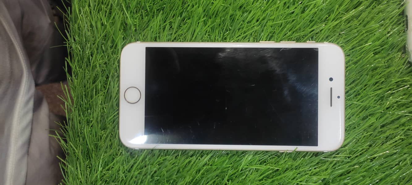 Apple iPhone 7 6