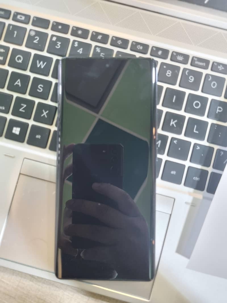 Tecno Spark 20 Pro Plus 2