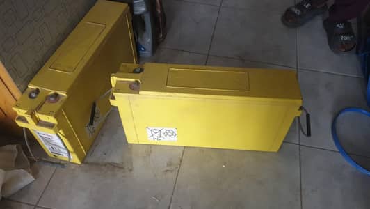 dry battery for sale in working condition