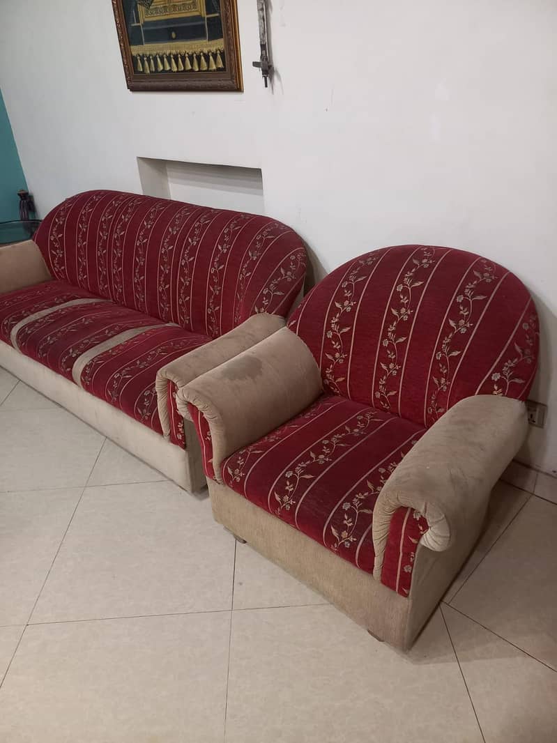 BED SIDE STABLE+ DRESSING+MATRUS+2 SOFA SET 2