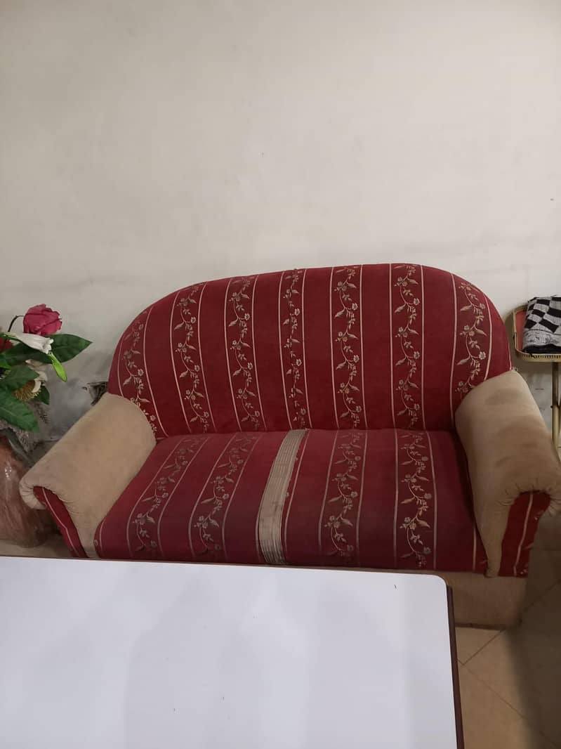 BED SIDE STABLE+ DRESSING+MATRUS+2 SOFA SET 3