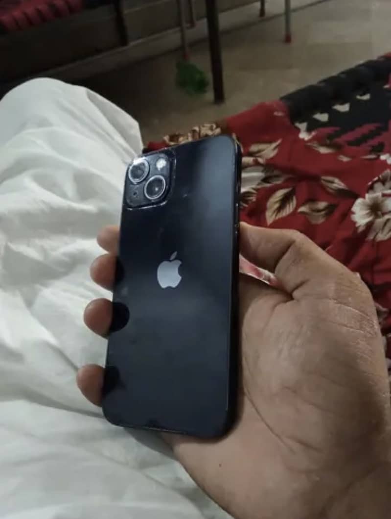 Apple iPhone 13 2