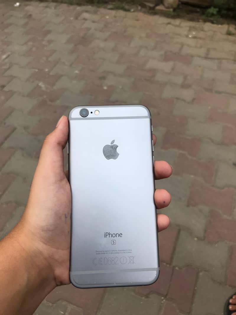 Apple iPhone 6S 0