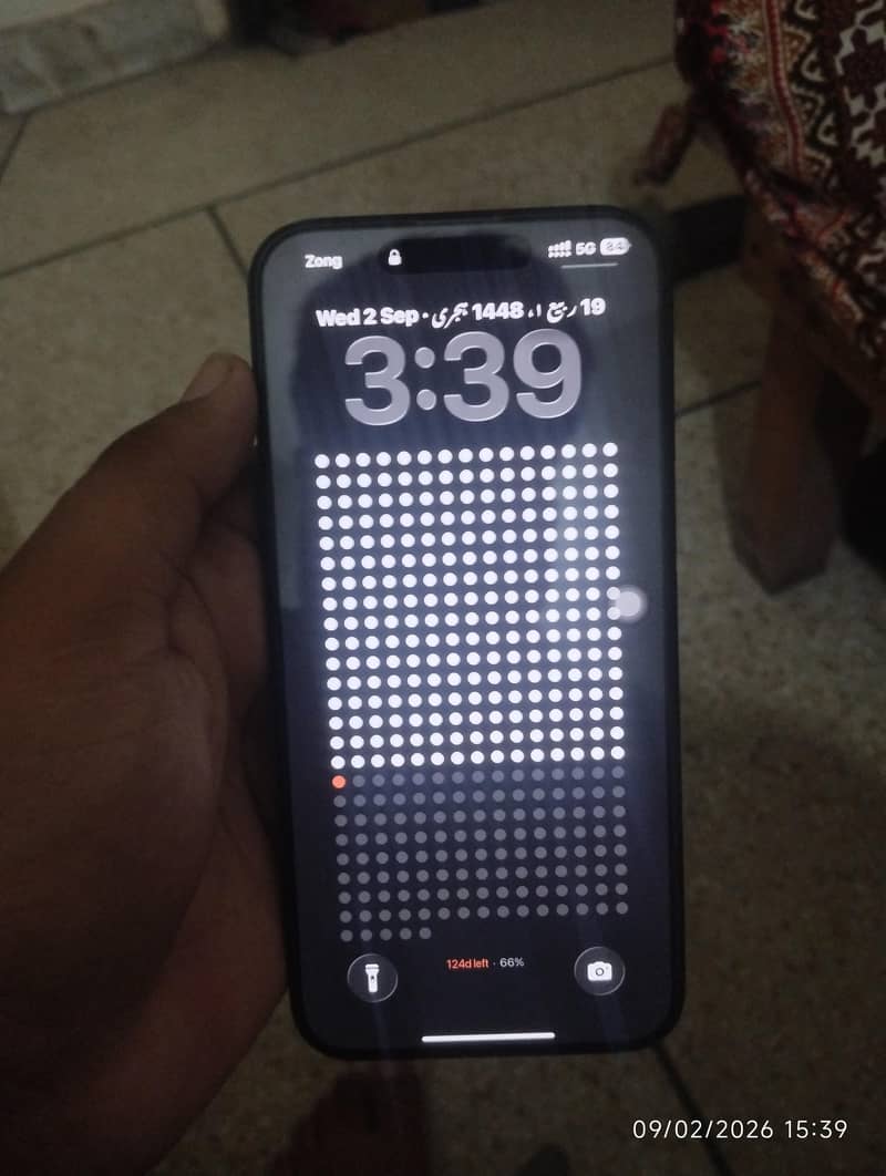 Apple iPhone 15 Pro Max 2