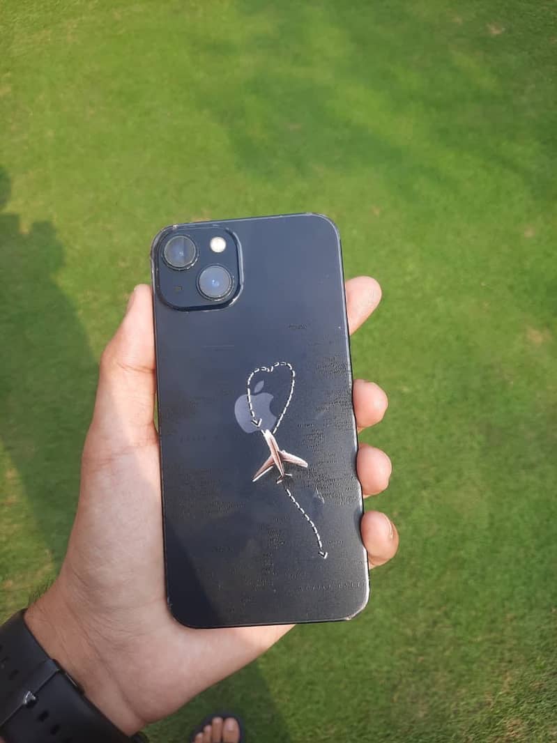 Apple iPhone 13 6