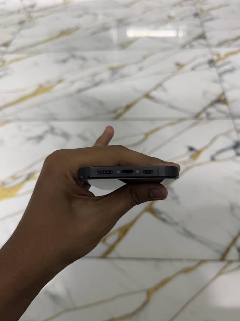 Apple iPhone 14 Pro 3