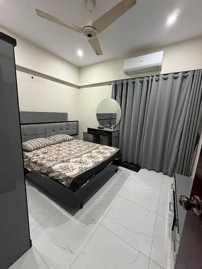 900SQFT APPARTMENT FOR SELL. WEST OPEN BUILDING,TOP CLASS LOCATION IN DHA PHASE 7 EXT NEAR BY FATIMA MASJID