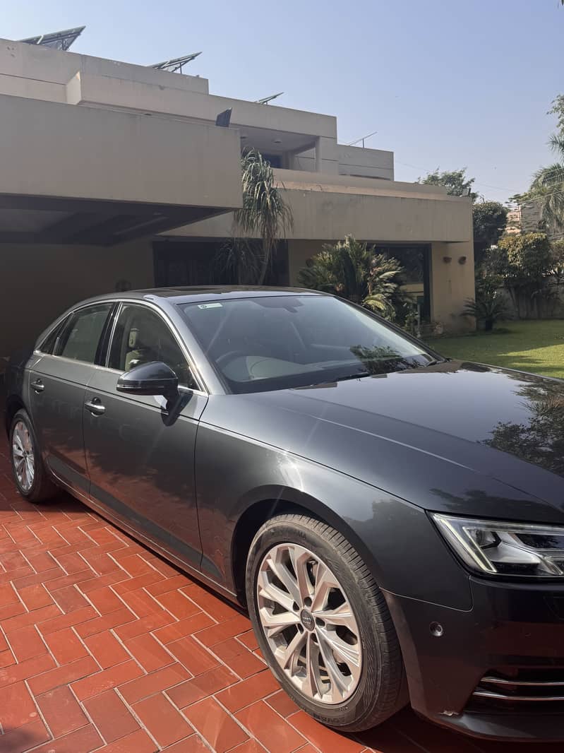 Audi A4 2017 8