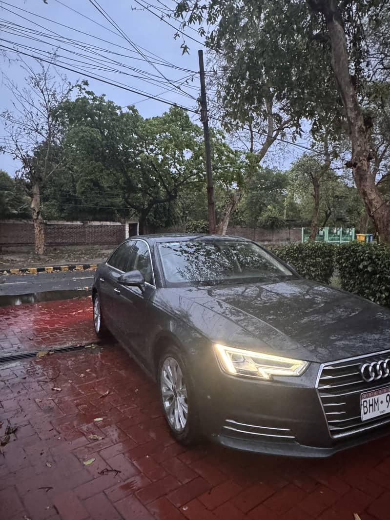 Audi A4 2017 10