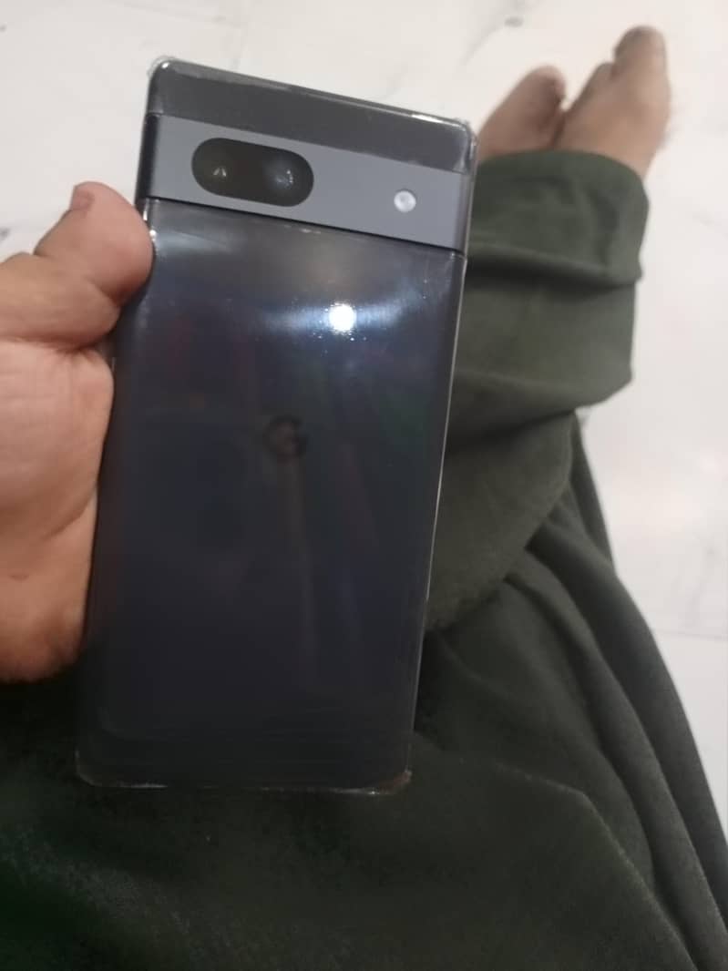Google Pixel 7a 4