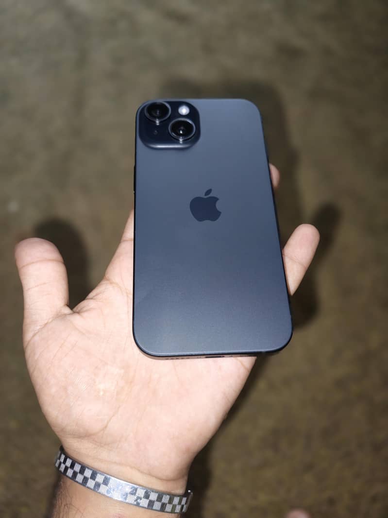 Apple iPhone 15 1