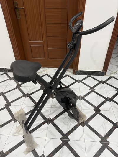 Almost New Gym Exercise Cycle – Very Lightly Used