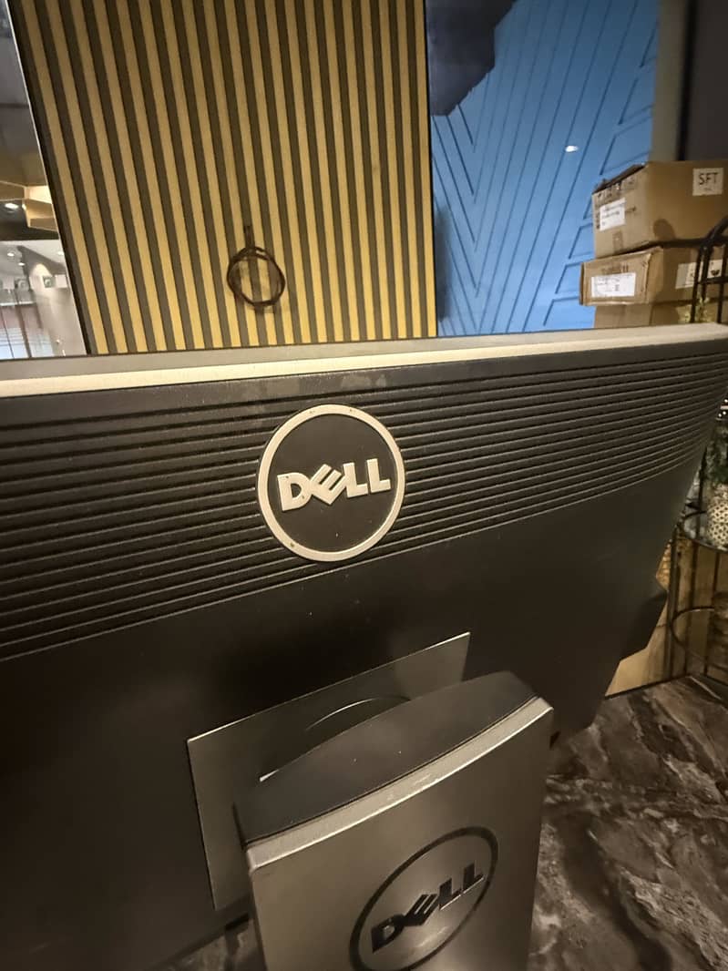 Dell LED 24” 3