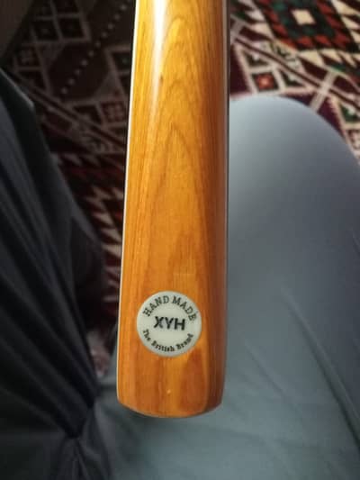 Hand made XYH The british brand