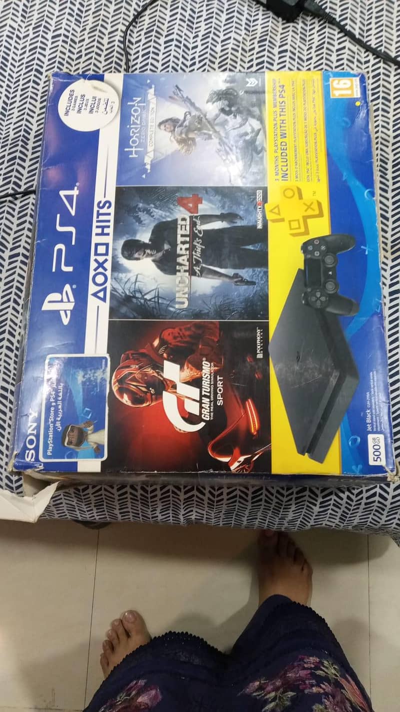 PS 4 Slim 0