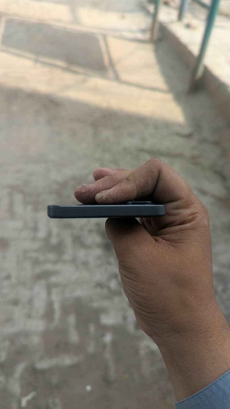 Realme Note 60x 7