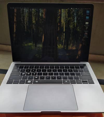 MacBook Pro i7 2018 13"