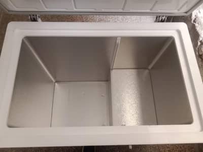 d freezer like new only 2 month use