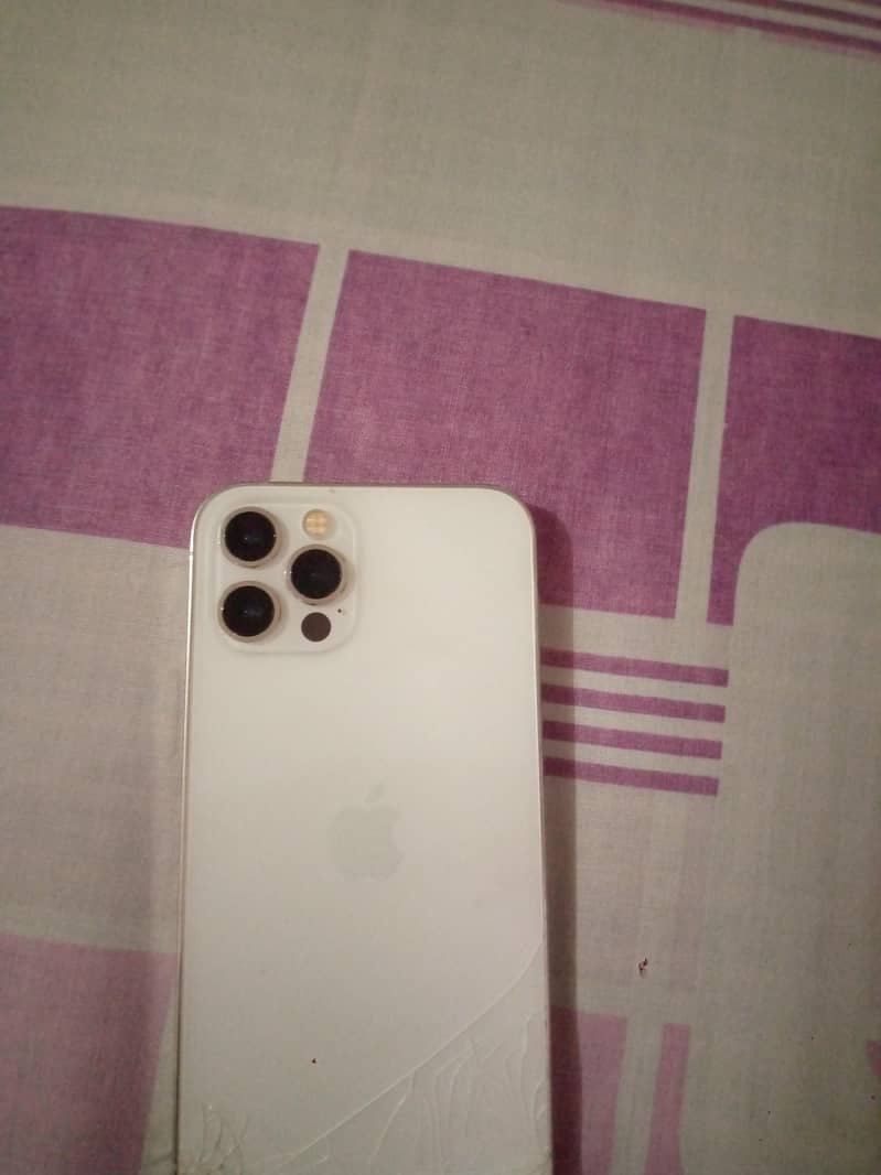 Apple iPhone 12 Pro 0