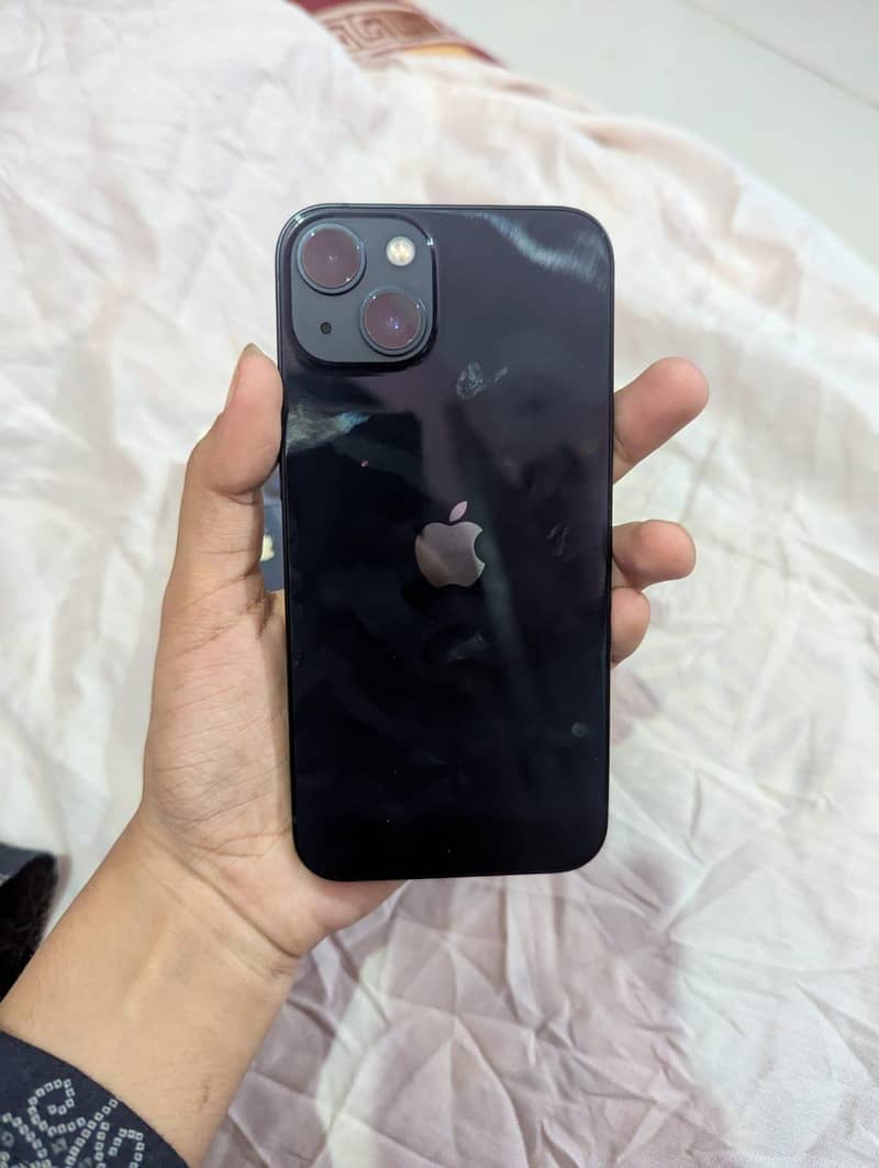Apple iPhone 13 0