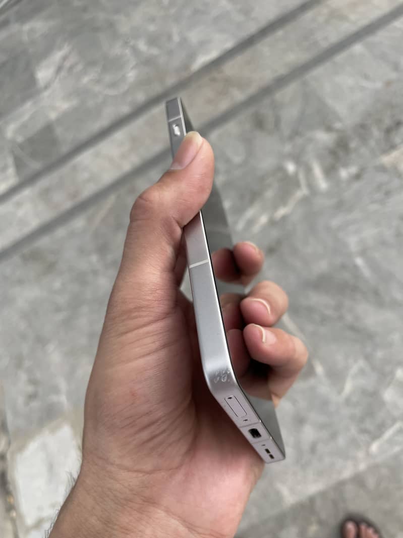 One Plus 13R 4