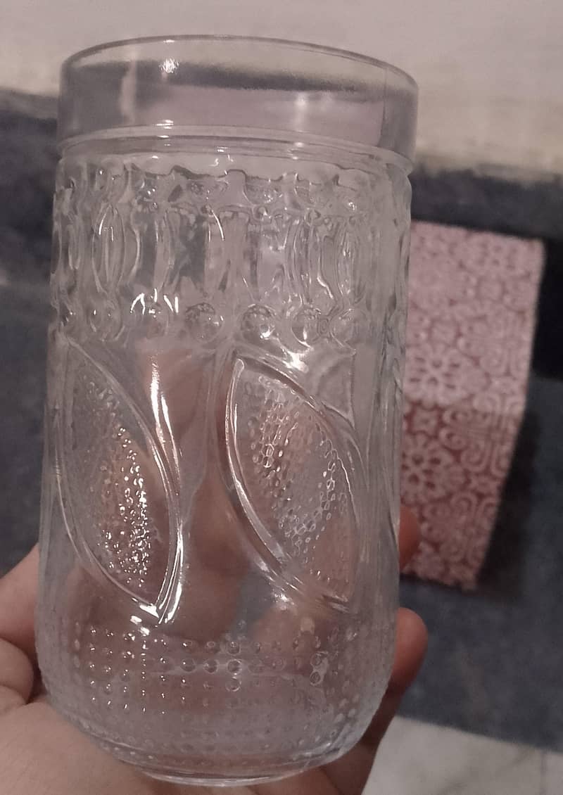 Glass 3