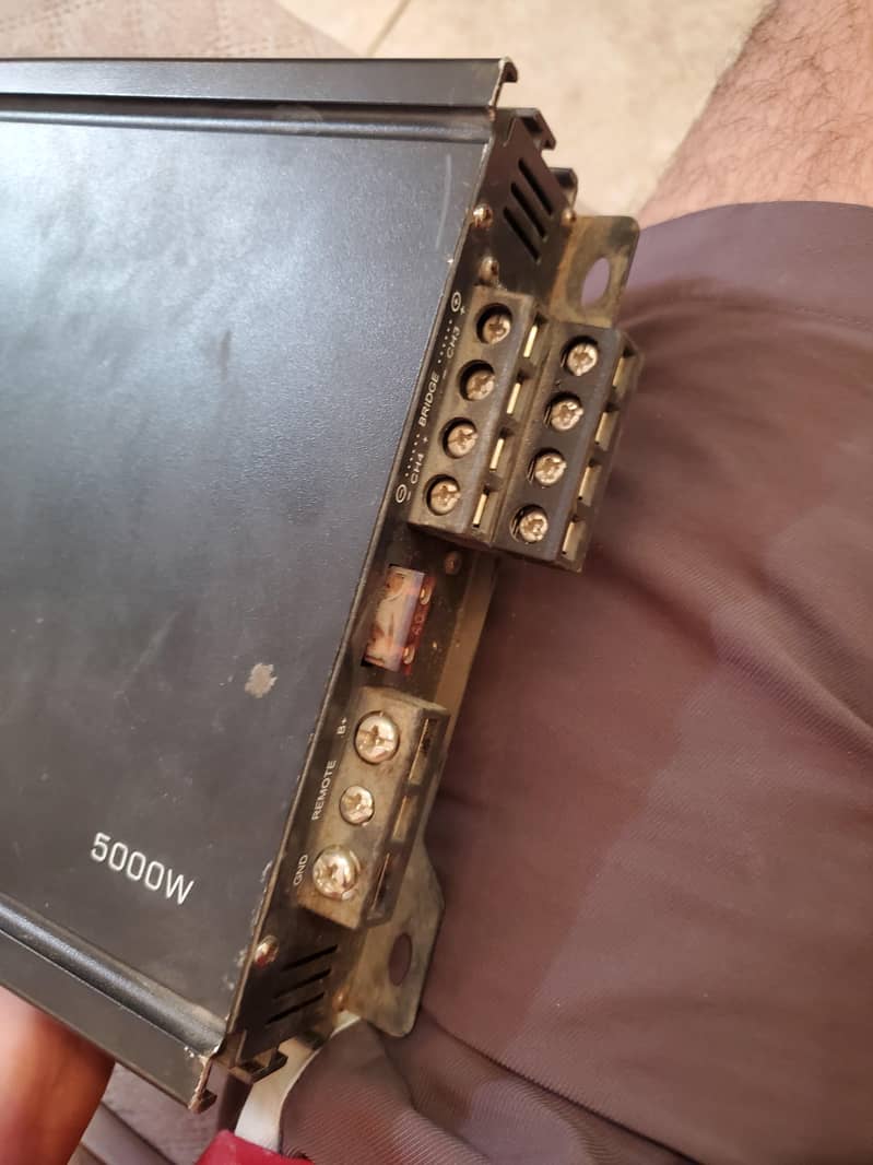 car amplifier 3