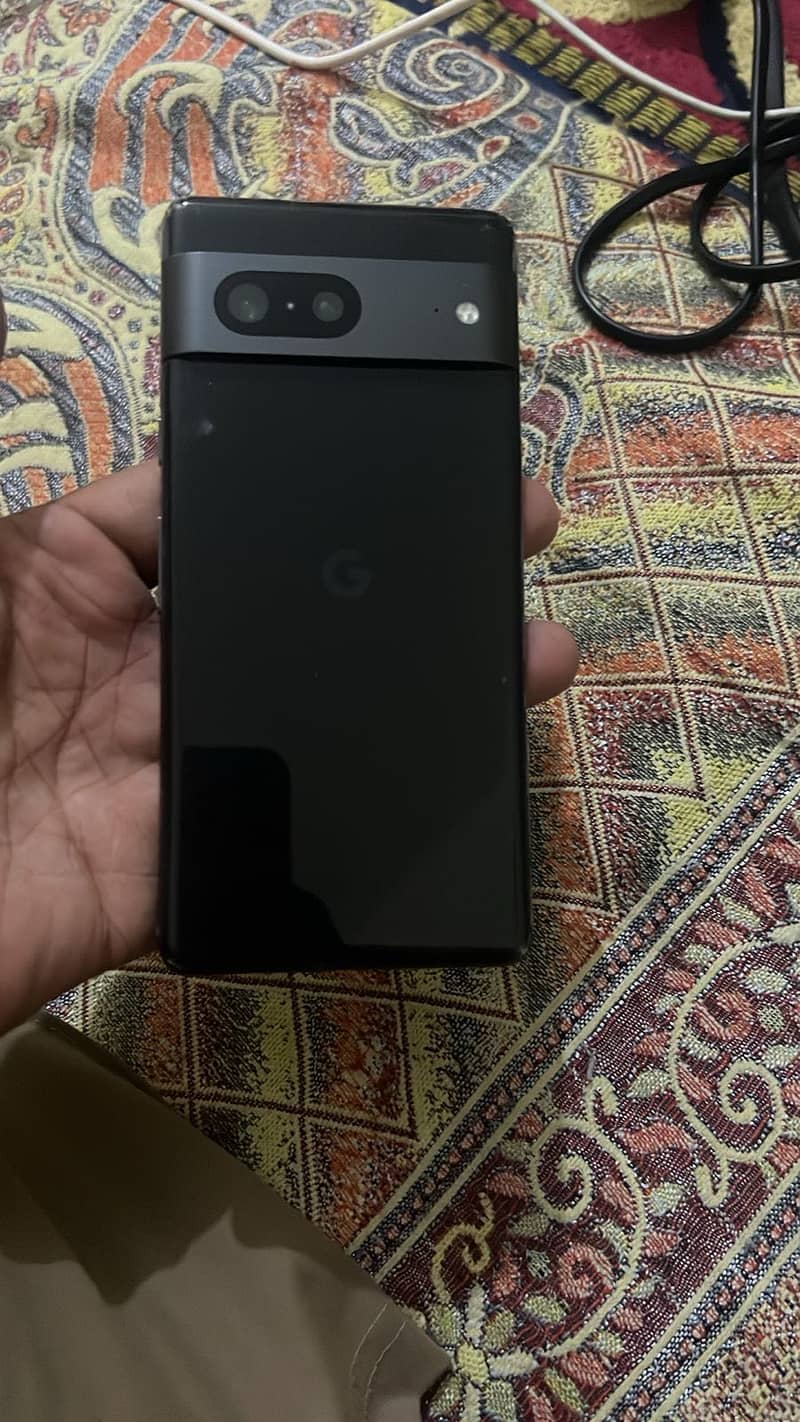 Google Pixel 7 4
