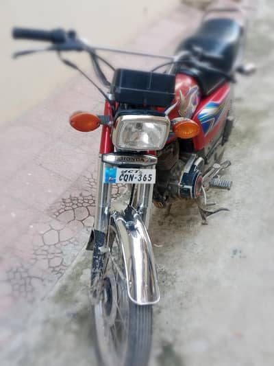 Honda 125 WhatsApp number 03080055570