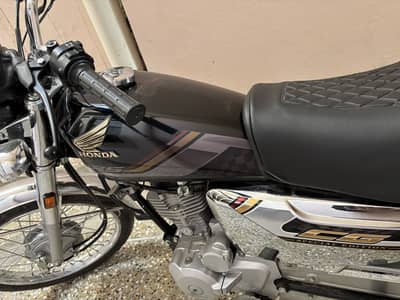 3699 km original driven 2026 model self edition condition like new