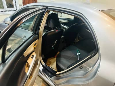 Toyota Corolla GLI 2011