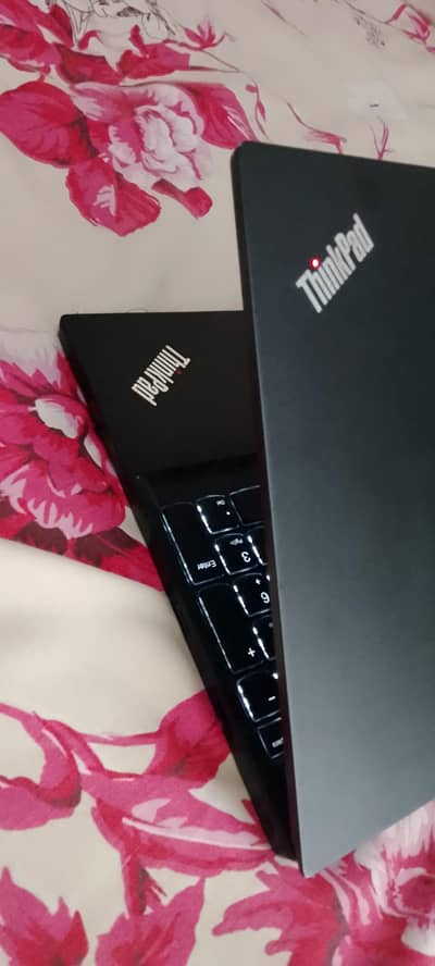 i5 10 generation 8GB RAM 256GB SSD