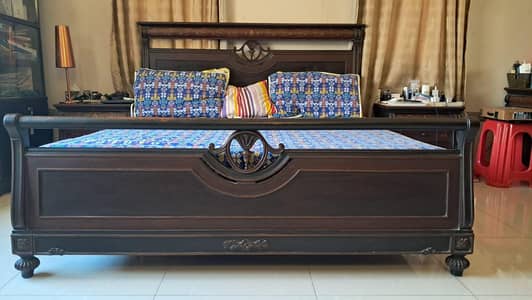 Wooden Bed , Solid bed , bed set , Bed furniture , King size bed