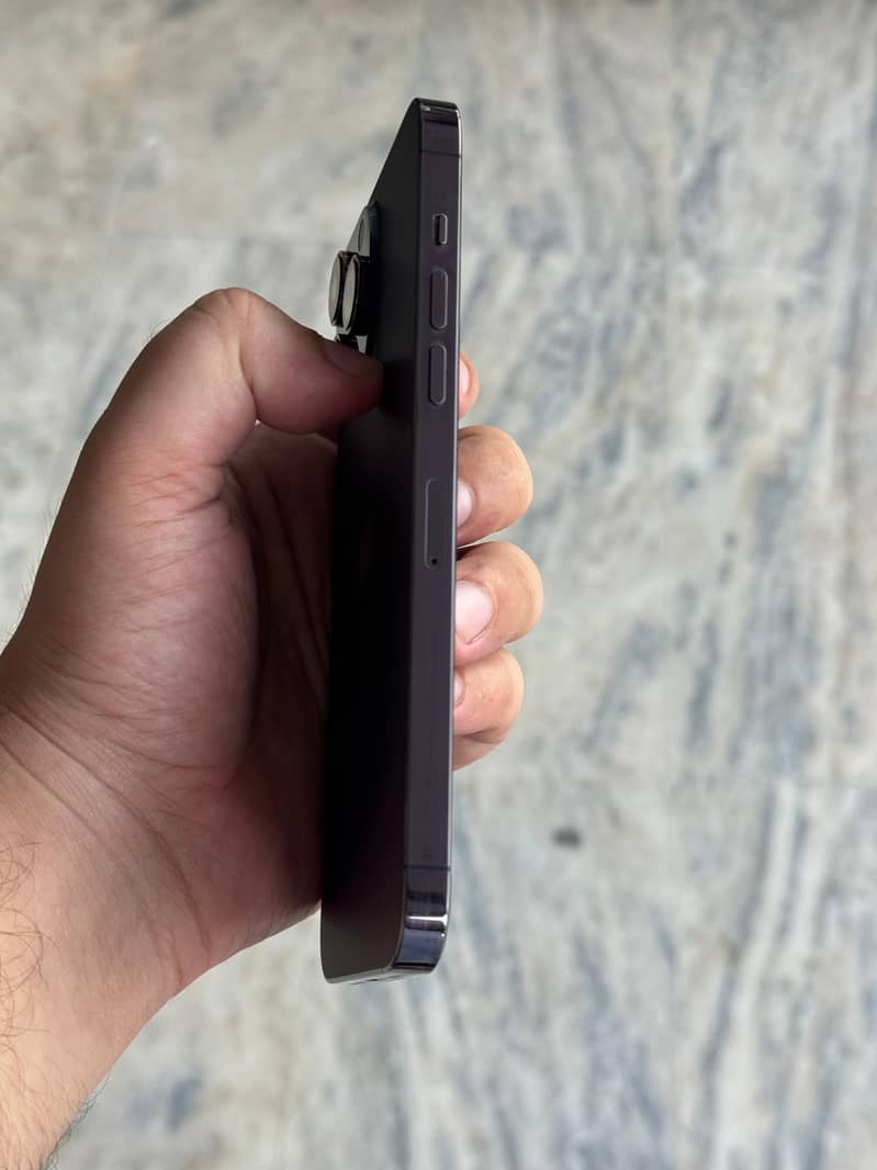 Apple iPhone 14 Pro Max 5