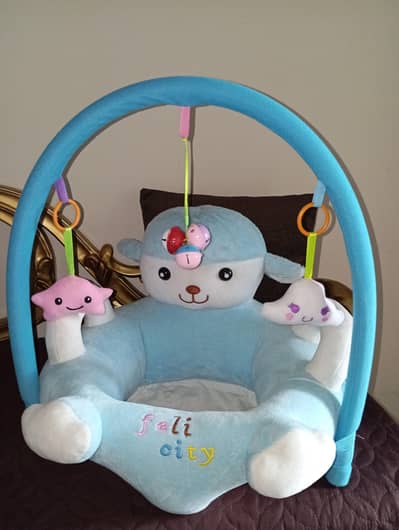 Baby sitting sofa